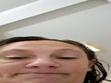 Genevaholly  live sex cam