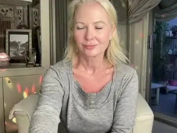 Gl1tter_barbie  live sex cam