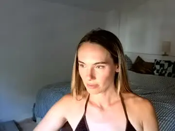 Ivyyy1995  live sex cam