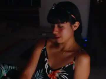 Meg4nmiau  live sex cam