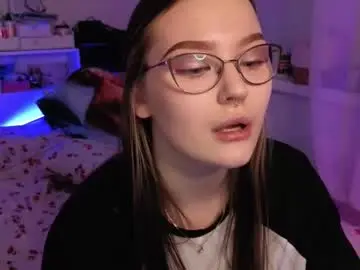 Milliedoll  live sex cam