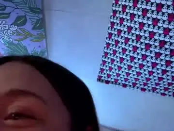 Reesespuffss00  live sex cam