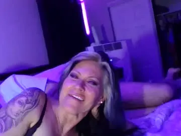 Shownuff1  live sex cam