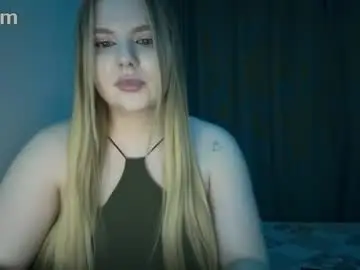 Viviennaw  live sex cam