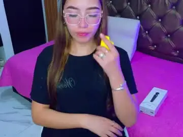 April_daddyssgirl  live sex cam
