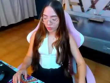 April_daddyssgirl  live sex cam