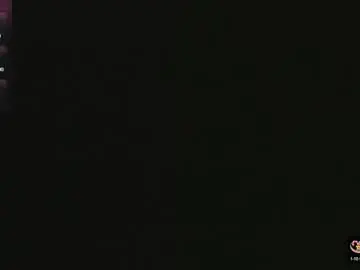 Caroline_tay1  live sex cam