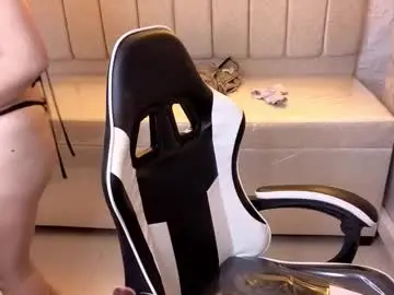 Chloe_queen_tx  live sex cam