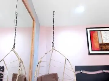 Ebbafernandez1_  live sex cam