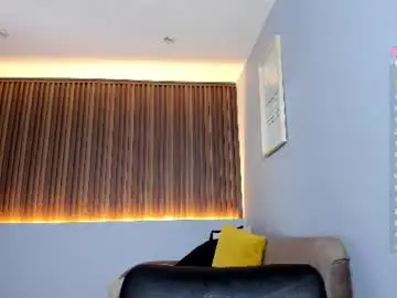 Ebbafernandez1_  live sex cam