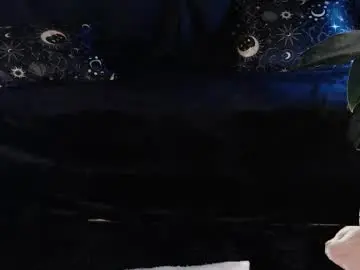 Elly_uwuw  live sex cam