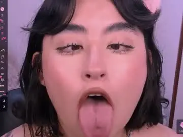 Ginmeowuwu  live sex cam