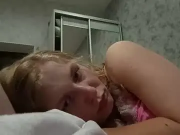 Honey_silk  live sex cam