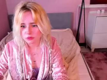 Kiki_peach  live sex cam