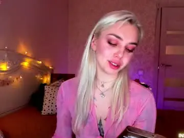 Lillimooore  live sex cam