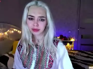 Lillimooore  live sex cam