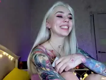 Lillimooore  live sex cam