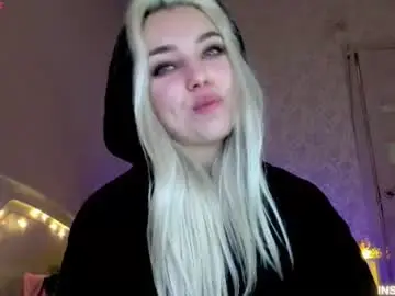 Lillimooore  live sex cam