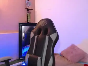 Miss_akemi  live sex cam