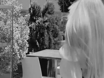 Passionkc  live sex cam