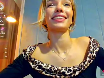 Sassyt33n  live sex cam