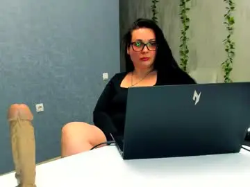 Spoiled_lilit  live sex cam