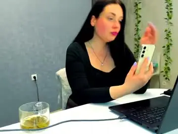 Spoiled_lilit  live sex cam