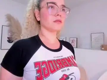 Susan_blond  live sex cam