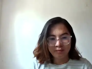 Trishahotfucker26  live sex cam