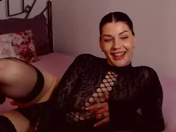 Yvonneeverlee  live sex cam