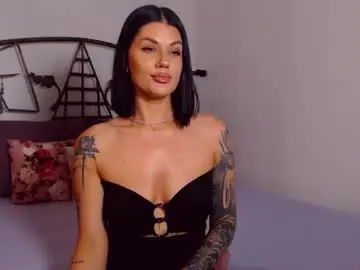 Yvonneeverlee  live sex cam