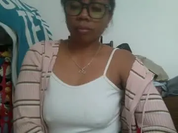 Aicha_boobs  live sex cam