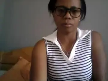 Aicha_boobs  live sex cam