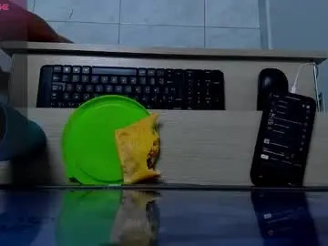 Chelsypickman  live sex cam