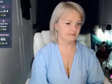 Emmmam  live sex cam