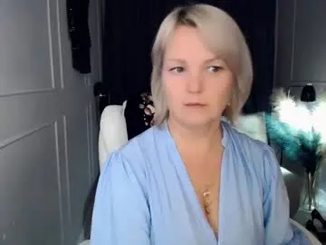 Emmmam  live sex cam