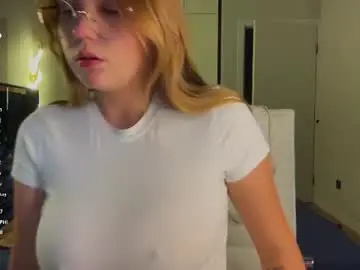 Fififlower  live sex cam