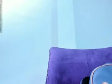 Hellen_deluxe12  live sex cam