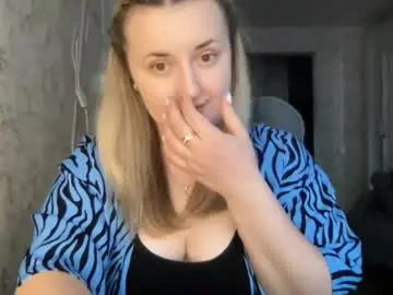 Judevalenti  live sex cam