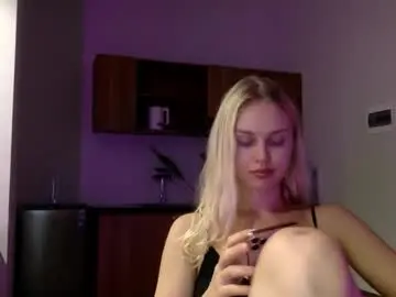 Liya_69  live sex cam