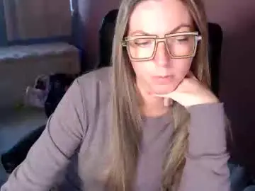 Mandybabyxxx  live sex cam