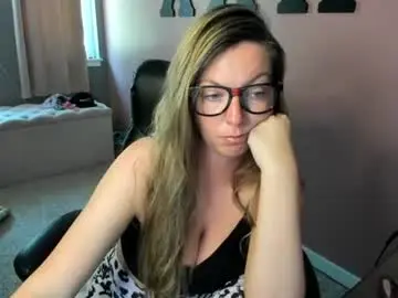 Mandybabyxxx  live sex cam