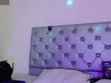 Melani_andrea  live sex cam