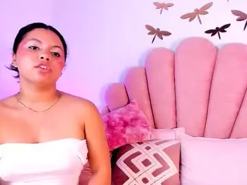 Paula__evans  live sex cam