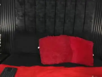 Paula__evans  live sex cam