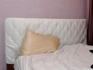 Prettytaya  live sex cam