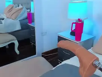 Samantha__vega  live sex cam