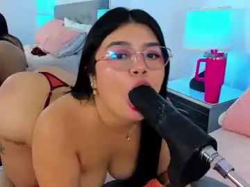 Samantha__vega  live sex cam