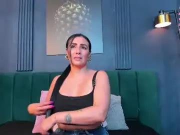 Scarlet_edwars  live sex cam