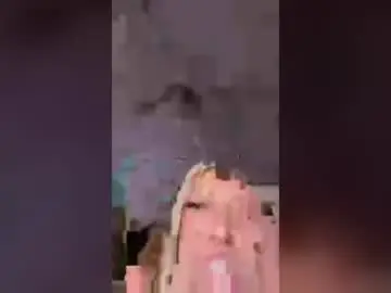 Stella__baby  live sex cam